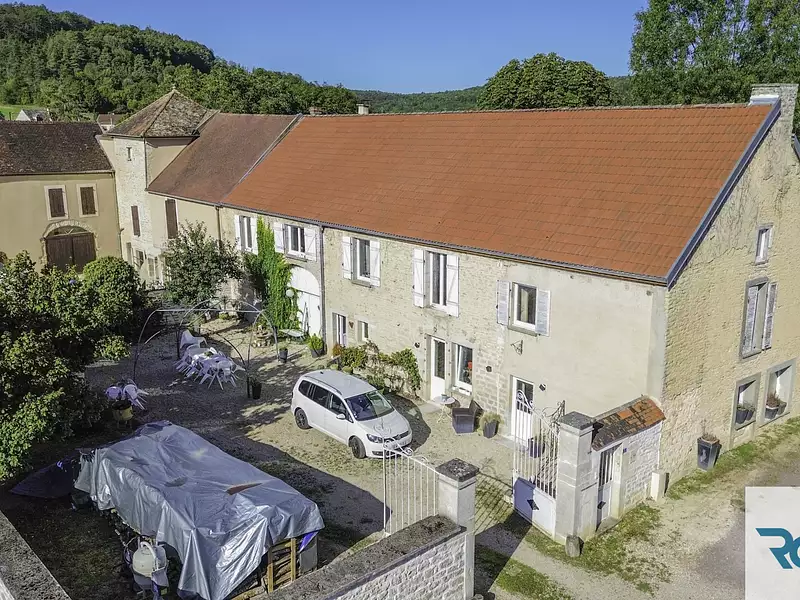 Maison, 164 m²
