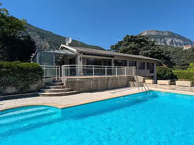Maison, 175,2 m²