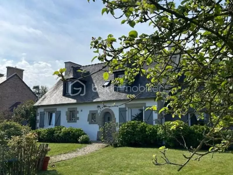 Maison, 163 m²