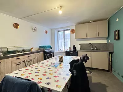 Immeuble, 272 m²