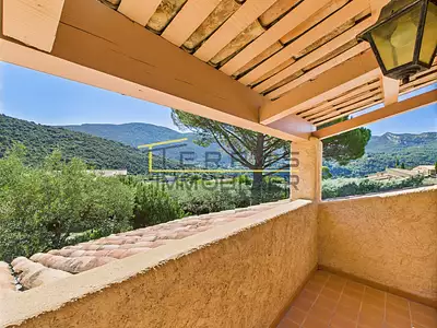 Maison, 160 m²