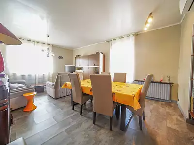 Maison, 280 m²