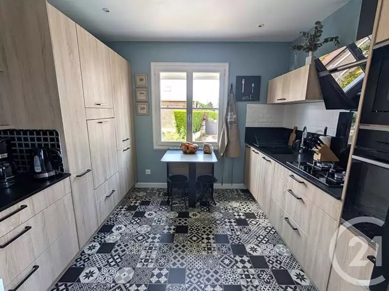 Maison, 162 m²