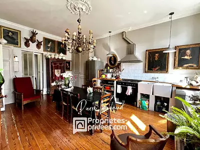Appartement, 220 m²