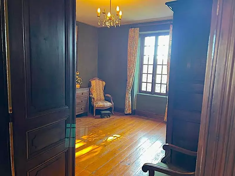 Maison, 250 m²