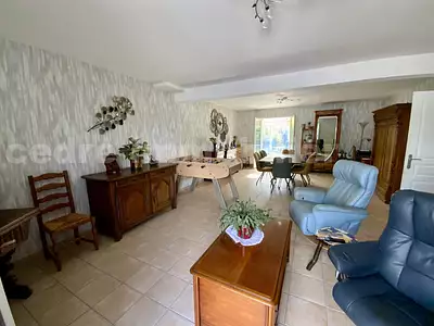 Maison, 168 m²