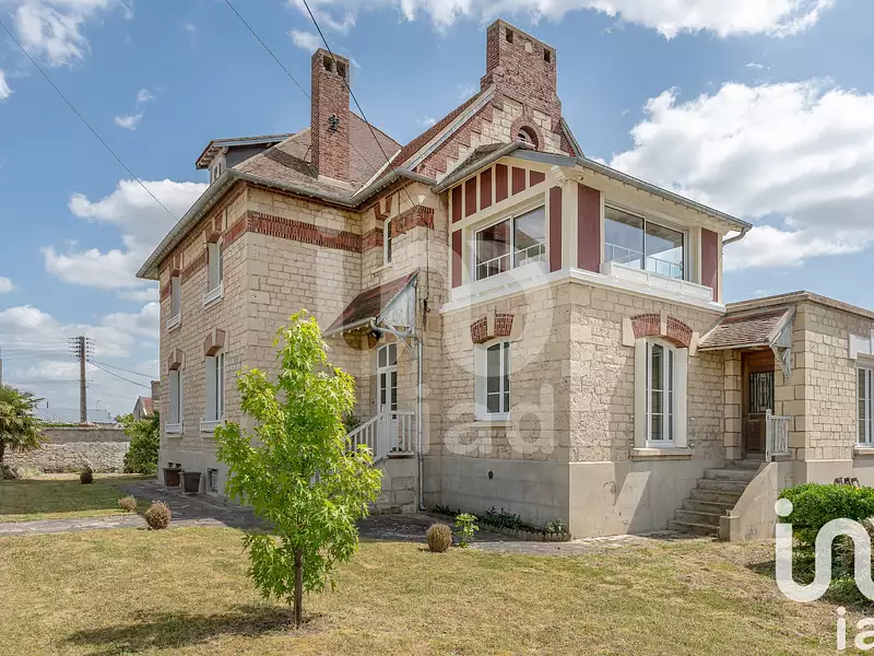 Maison, 248 m²