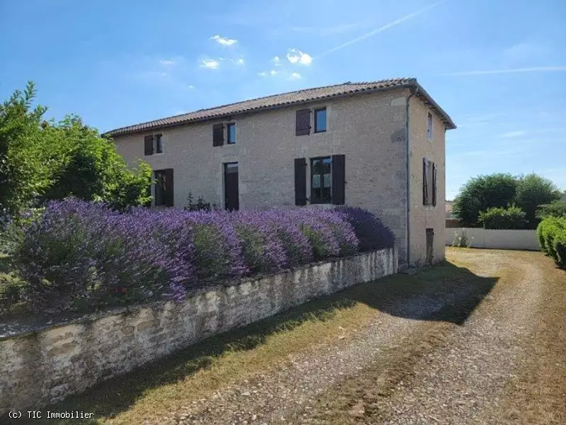 Maison, 177 m²
