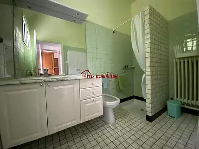 Maison, 245 m²