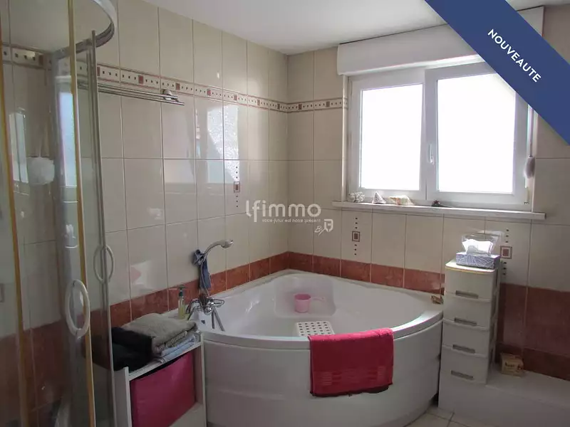 Maison, 206 m²