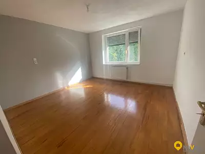 Maison, 196 m²