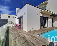 Maison, 235 m²