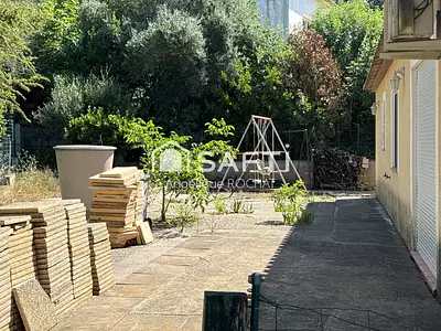 Maison, 167 m²