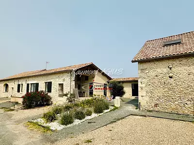 Maison, 330 m²