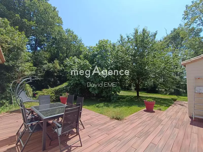 Maison, 205 m²