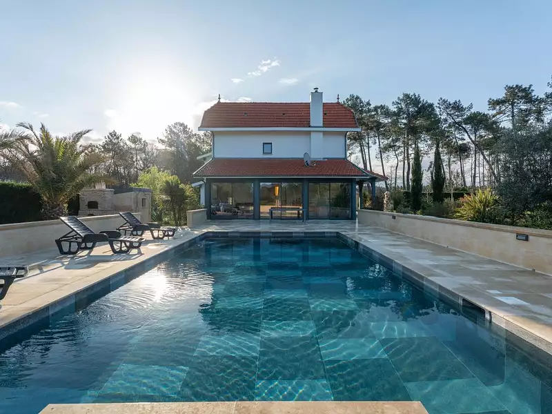 Maison, 162 m²