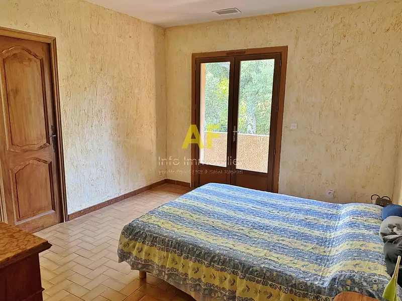 Maison, 210 m²