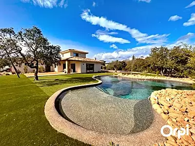 Maison, 180 m²