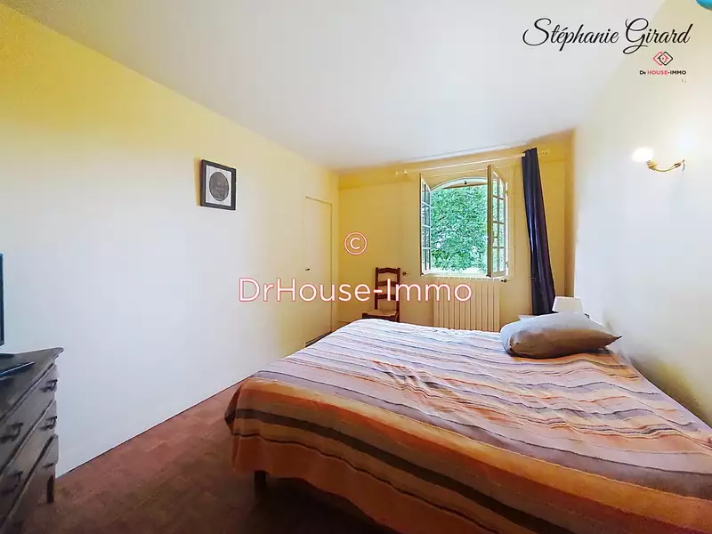 Maison, 575 m²