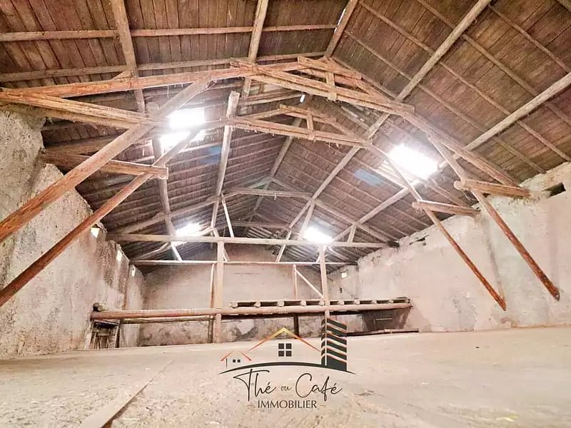 Maison, 690 m²