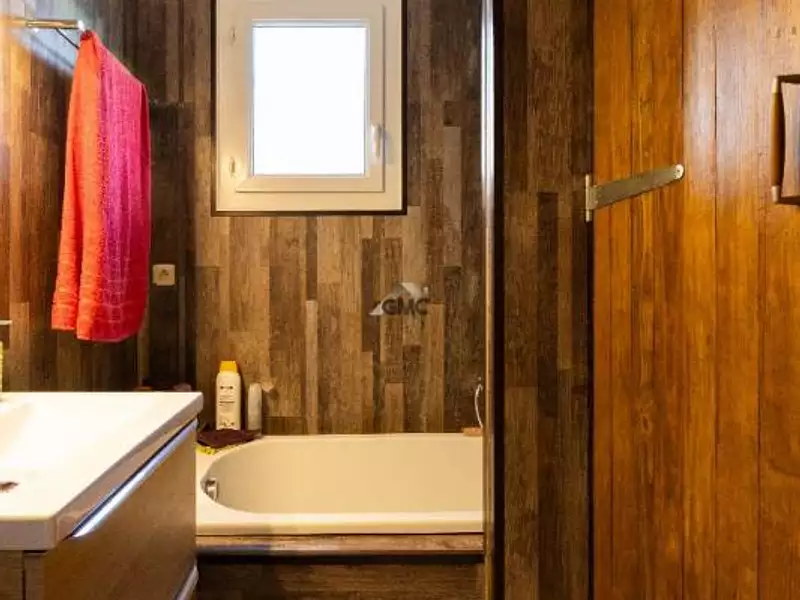 Maison, 75 m²