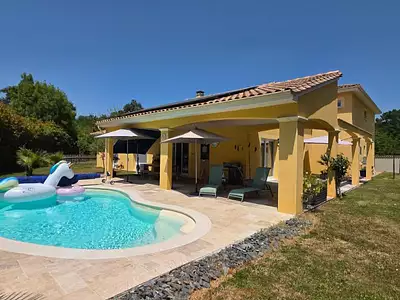 Maison, 215 m²