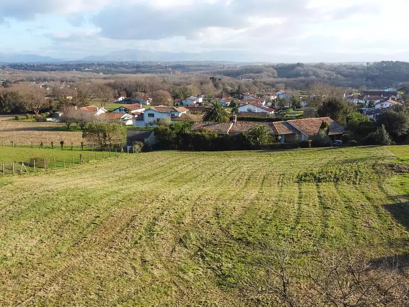 Terrain, 1 780 m²