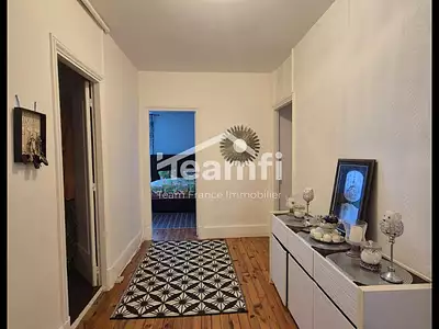 Immeuble, 700 m²