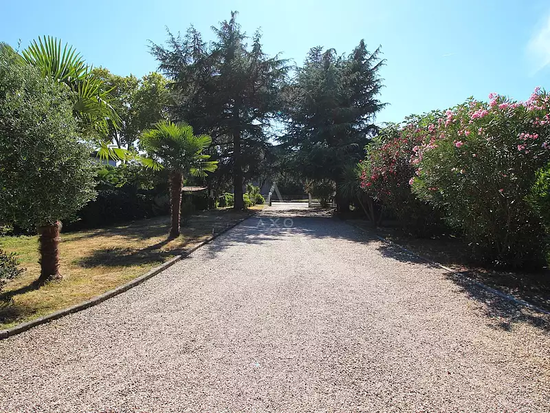 Maison, 256 m²