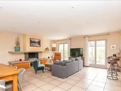 Maison, 157 m²