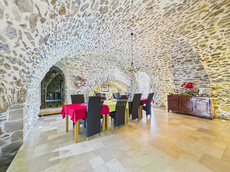 Divers, 343 m²