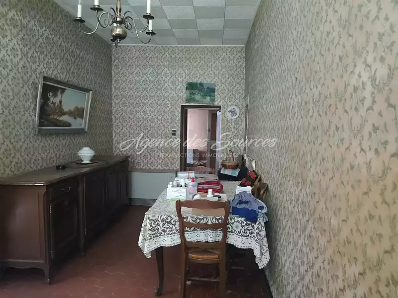 Maison, 281,4 m²