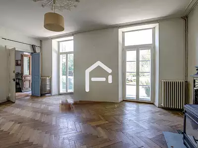 Maison, 537 m²