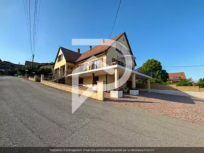 Maison, 256 m²