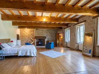 Maison, 590 m²