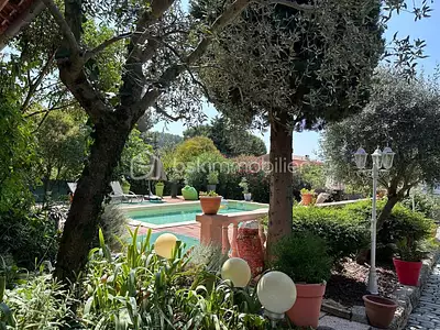Maison, 187 m²