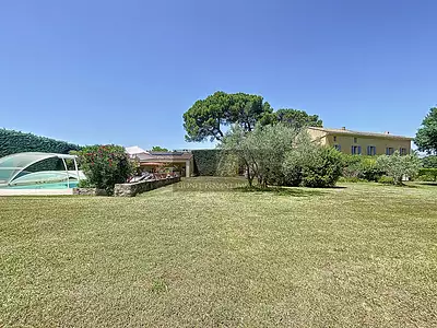 Maison, 257 m²