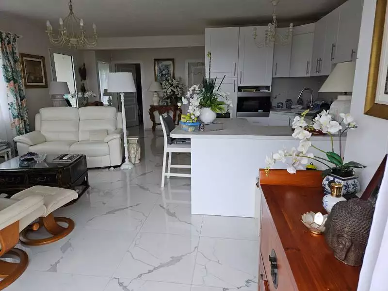 Maison, 330 m²