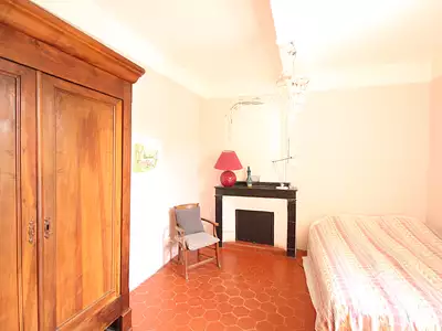 Maison, 196 m²