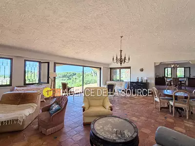 Maison, 333 m²