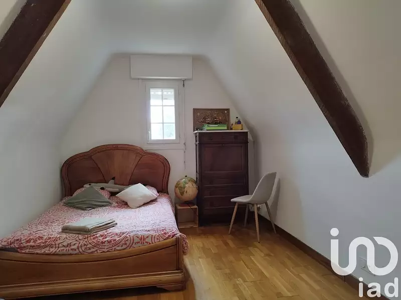 Maison, 196 m²