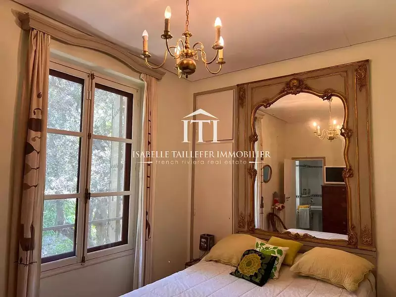 Maison, 280 m²
