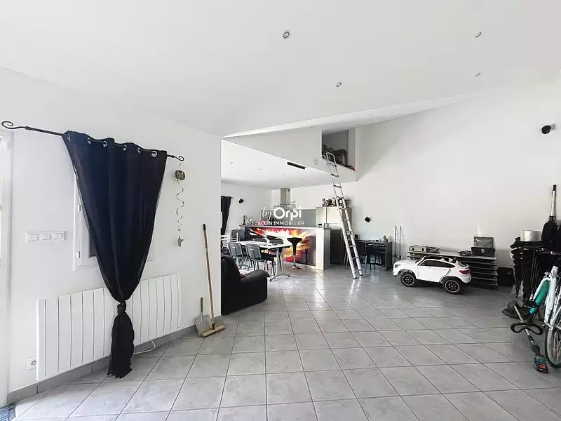 Maison, 109 m²