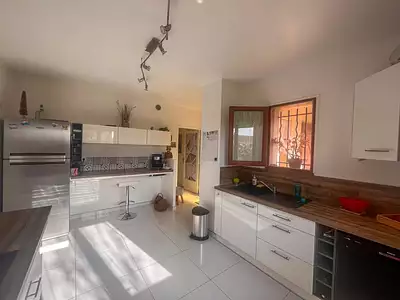 Maison, 140 m²