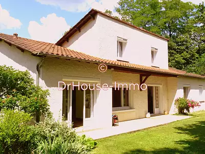 Maison, 156 m²