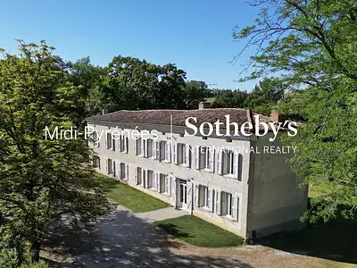 Maison, 350 m²