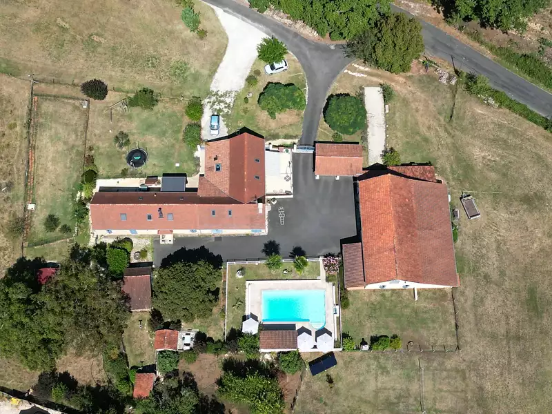 Maison, 315 m²