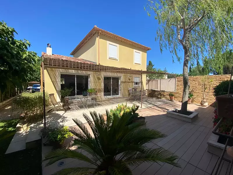 Maison, 146 m²