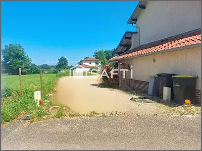 Terrain, 298 m²