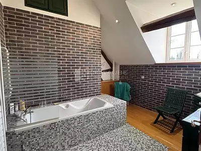 Maison, 256 m²